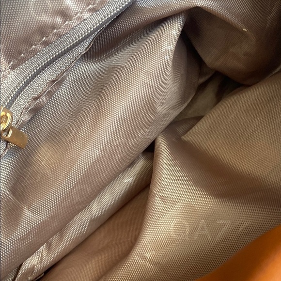 Gaza Gold Chain Orange Textured Shoulder Bag. - Picture 8 of 12